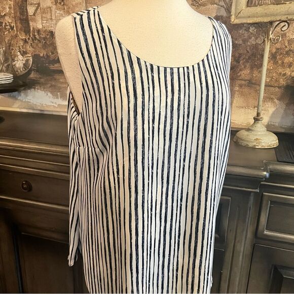 Reversible Floral and Striped Women's Tops size Lg - Picture 3 of 8